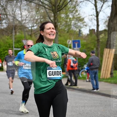 12.04.2026 - 45. Internationalen Wilhelmsburger Insellauf J. Mangold http://msf.ph/oto/9512847 12.04.2026 13:07:11 Ziel 4514, 4138, 4764, 4665, 5713, 5194, 5069, 5076, 4723, 4724, 2943, 4722, 5202, 4094, 3672, 5497, 5499, 5461, 3242, 5078, 2925, 5226, 2745, 5028, 5226, 2745, 5028, 5148, 3641, 5426, 5216, 5431, 5425, 5735, 5401, 2728, 2478, 2477, 5564, 4437, 4436, 2421, 4676, 3868, 4405, 4725, 4416, 3970 meine-sportfotos.de