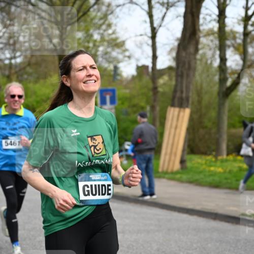 12.04.2026 - 45. Internationalen Wilhelmsburger Insellauf J. Mangold http://msf.ph/oto/9512849 12.04.2026 13:07:11 Ziel 4514, 4138, 4764, 4665, 5713, 5194, 5069, 5076, 4723, 4724, 2943, 4722, 5202, 4094, 3672, 5497, 5499, 5461, 3242, 5078, 2925, 5226, 2745, 5028, 5226, 2745, 5028, 5148, 3641, 5426, 5216, 5431, 5425, 5735, 5401, 2728, 2478, 2477, 5564, 4437, 4436, 2421, 4676, 3868, 4405, 4725, 4416, 3970 meine-sportfotos.de