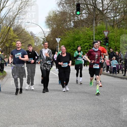 12.04.2026 - 45. Internationalen Wilhelmsburger Insellauf J. Mangold http://msf.ph/oto/9512863 12.04.2026 13:07:13 Ziel 4514, 4138, 4764, 4665, 5713, 5194, 5069, 5076, 4723, 4724, 2943, 4722, 5202, 4094, 3672, 5497, 5499, 5461, 3242, 5078, 2925, 5226, 2745, 5028, 5148, 5148, 3641, 5426, 5216, 5431, 5425, 5735, 5401, 2728, 2478, 2477, 5564, 4437, 4436, 2421, 4676, 3868, 4405, 4725, 4416, 3970, 4795 meine-sportfotos.de