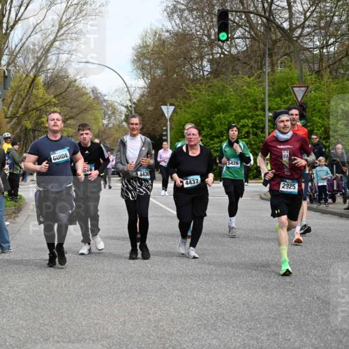 12.04.2026 - 45. Internationalen Wilhelmsburger Insellauf J. Mangold http://msf.ph/oto/9512867 12.04.2026 13:07:13 Ziel 4514, 4138, 4764, 4665, 5713, 5194, 5069, 5076, 4723, 4724, 2943, 4722, 5202, 4094, 3672, 5497, 5499, 5461, 3242, 5078, 2925, 5226, 2745, 5028, 5148, 5148, 3641, 5426, 5216, 5431, 5425, 5735, 5401, 2728, 2478, 2477, 5564, 4437, 4436, 2421, 4676, 3868, 4405, 4725, 4416, 3970, 4795 meine-sportfotos.de