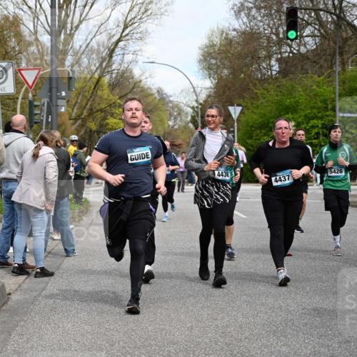 12.04.2026 - 45. Internationalen Wilhelmsburger Insellauf J. Mangold http://msf.ph/oto/9512878 12.04.2026 13:07:14 Ziel 4514, 4138, 4764, 4665, 5713, 5194, 5069, 5076, 4723, 4724, 2943, 4722, 5202, 4094, 3672, 5497, 5499, 5461, 3242, 5078, 2925, 5226, 2745, 5028, 5148, 3641, 5426, 5216, 5431, 5425, 5735, 5401, 2728, 2478, 2477, 5564, 4437, 4436, 2421, 4676, 3868, 4405, 4725, 4416, 3970, 4795 meine-sportfotos.de