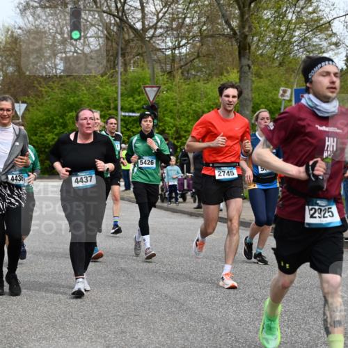 12.04.2026 - 45. Internationalen Wilhelmsburger Insellauf J. Mangold http://msf.ph/oto/9512881 12.04.2026 13:07:15 Ziel 4138, 4764, 4665, 5713, 5194, 5069, 5076, 4723, 4724, 2943, 4722, 5202, 4094, 3672, 5497, 5499, 5461, 3242, 5078, 2925, 5226, 2745, 5028, 5148, 3641, 5426, 5216, 5431, 5425, 5735, 5401, 5401, 2728, 2478, 2477, 5564, 4437, 4436, 2421, 4676, 3868, 4405, 4725, 4416, 3970, 4795, 3120, 5103, 4845 meine-sportfotos.de