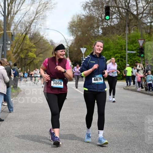 12.04.2026 - 45. Internationalen Wilhelmsburger Insellauf J. Mangold http://msf.ph/oto/9512894 12.04.2026 13:07:20 Ziel 5713, 5194, 5069, 5076, 4723, 4724, 2943, 4722, 5202, 4094, 3672, 5497, 5499, 5461, 3242, 5078, 2925, 5226, 2745, 5028, 5148, 3641, 5426, 5216, 5216, 5431, 5425, 5735, 5401, 2728, 2478, 2477, 5564, 4437, 4436, 2421, 2421, 4676, 3868, 4405, 4725, 4416, 3970, 4795, 3120, 5103, 4845, 5320 meine-sportfotos.de