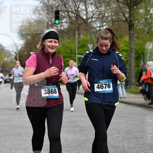 12.04.2026 - 45. Internationalen Wilhelmsburger Insellauf J. Mangold http://msf.ph/oto/9512908 12.04.2026 13:07:21 Ziel 5069, 5076, 4723, 4724, 2943, 4722, 5202, 4094, 3672, 5497, 5499, 5461, 3242, 5078, 2925, 5226, 2745, 5028, 5148, 3641, 5426, 5216, 5431, 5425, 5735, 5401, 2728, 2478, 2477, 5564, 4437, 4436, 2421, 4676, 3868, 4405, 4725, 4416, 3970, 4795, 3120, 5103, 4845, 5320, 5568 meine-sportfotos.de