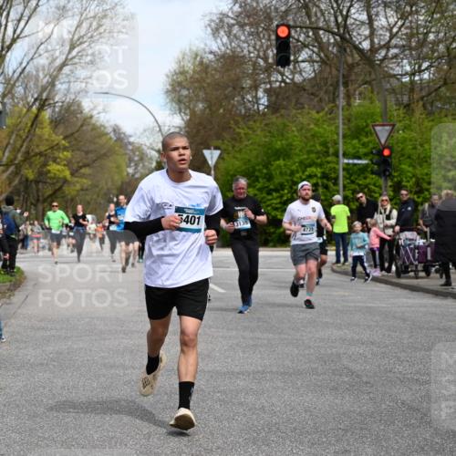 12.04.2026 - 45. Internationalen Wilhelmsburger Insellauf J. Mangold http://msf.ph/oto/9512959 12.04.2026 13:07:32 Ziel 5078, 2925, 5226, 2745, 5028, 5148, 3641, 5426, 5216, 5431, 5425, 5735, 5401, 2728, 2478, 2477, 5564, 4437, 4436, 2421, 2421, 4676, 3868, 4405, 4725, 4416, 3970, 4795, 3120, 5103, 4845, 5320, 5568, 4161, 5753, 4218, 4199, 5220, 3070, 4736, 4149, 4912 meine-sportfotos.de