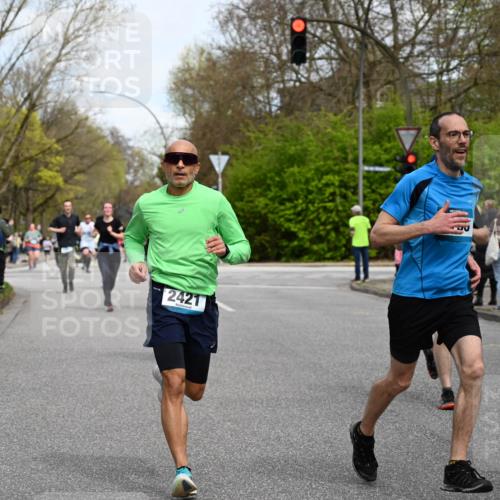 12.04.2026 - 45. Internationalen Wilhelmsburger Insellauf J. Mangold http://msf.ph/oto/9513020 12.04.2026 13:07:39 Ziel 3641, 5426, 5216, 5431, 5425, 5735, 5401, 2728, 2478, 2477, 5564, 4437, 4436, 2421, 4676, 3868, 4405, 4725, 4416, 3970, 4795, 3120, 5103, 4845, 3120, 5103, 4845, 5320, 5568, 4161, 5753, 4218, 4199, 5220, 3070, 3070, 4736, 4149, 4912, 4300, 3135, 3795, 5215, 4940 meine-sportfotos.de