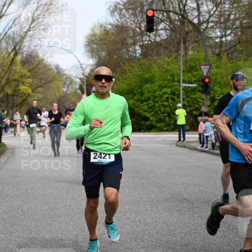 12.04.2026 - 45. Internationalen Wilhelmsburger Insellauf J. Mangold http://msf.ph/oto/9513022 12.04.2026 13:07:39 Ziel 3641, 5426, 5216, 5431, 5425, 5735, 5401, 2728, 2478, 2477, 5564, 4437, 4436, 2421, 4676, 3868, 4405, 4725, 4416, 3970, 4795, 3120, 5103, 4845, 3120, 5103, 4845, 5320, 5568, 4161, 5753, 4218, 4199, 5220, 3070, 3070, 4736, 4149, 4912, 4300, 3135, 3795, 5215, 4940 meine-sportfotos.de