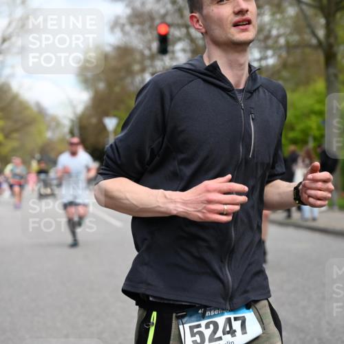 12.04.2026 - 45. Internationalen Wilhelmsburger Insellauf J. Mangold http://msf.ph/oto/9513072 12.04.2026 13:07:47 Ziel 5431, 5425, 5735, 5401, 2728, 2478, 2477, 5564, 4437, 4436, 2421, 4676, 3868, 4405, 4725, 4416, 3970, 4795, 3120, 5103, 4845, 5320, 5568, 4161, 5753, 4218, 4199, 4218, 4199, 5220, 3070, 4736, 4149, 4912, 4300, 3135, 3795, 5215, 4940, 4454, 4046, 4824, 5548, 5547, 4640, 5231, 5306 meine-sportfotos.de