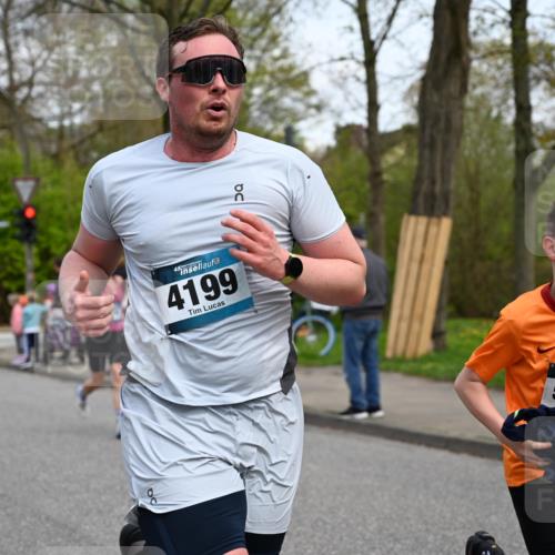 12.04.2026 - 45. Internationalen Wilhelmsburger Insellauf J. Mangold http://msf.ph/oto/9513102 12.04.2026 13:07:51 Ziel 5401, 2728, 2478, 2477, 5564, 4437, 4436, 2421, 4676, 3868, 4405, 4725, 4416, 3970, 4795, 3120, 5103, 4845, 5320, 5568, 4161, 5753, 4218, 4199, 5220, 3070, 3070, 4736, 4149, 4912, 4300, 3135, 3795, 5215, 4940, 4454, 4046, 4824, 5548, 5547, 4640, 5231, 5306, 3896 meine-sportfotos.de