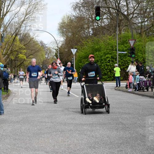 12.04.2026 - 45. Internationalen Wilhelmsburger Insellauf J. Mangold http://msf.ph/oto/9513152 12.04.2026 13:07:59 Ziel 4676, 3868, 4405, 4725, 4416, 3970, 4795, 3120, 5103, 4845, 5320, 5568, 4161, 5753, 4218, 4199, 5220, 3070, 4736, 4149, 4912, 4300, 3135, 3795, 5215, 4940, 4454, 4046, 4824, 5548, 5547, 4640, 5231, 5306, 5306, 3896, 4967, 2436, 2045, 3745, 2046, 4102, 5795 meine-sportfotos.de