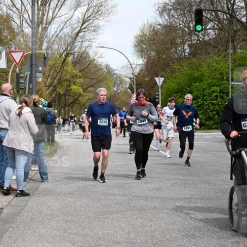12.04.2026 - 45. Internationalen Wilhelmsburger Insellauf J. Mangold http://msf.ph/oto/9513164 12.04.2026 13:08:01 Ziel 4795, 3120, 5103, 4845, 5320, 5568, 4161, 5753, 4218, 4199, 5220, 3070, 4736, 4149, 4912, 4300, 3135, 3795, 5215, 5215, 4940, 4454, 4046, 4824, 5548, 5547, 4640, 5231, 5306, 3896, 4967, 2436, 2045, 3745, 2046, 4102, 5795, 4860, 5313 meine-sportfotos.de