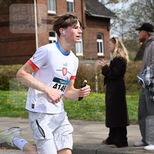 12.04.2026 - 45. Internationalen Wilhelmsburger Insellauf J. Mangold http://msf.ph/oto/9513197 12.04.2026 13:08:06 Ziel 5320, 5568, 4161, 5753, 4218, 4199, 5220, 3070, 4736, 4149, 4912, 4300, 3135, 3795, 5215, 4940, 4454, 4454, 4046, 4824, 5548, 5547, 4640, 5231, 5306, 3896, 4967, 2436, 2436, 2045, 3745, 2046, 4102, 5795, 4860, 5313, 5027, 5093, 5020 meine-sportfotos.de