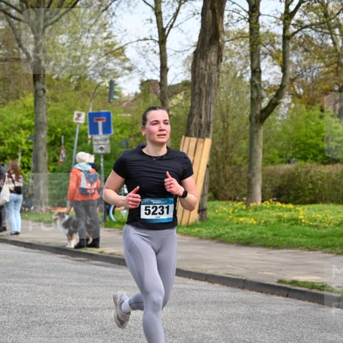 12.04.2026 - 45. Internationalen Wilhelmsburger Insellauf J. Mangold http://msf.ph/oto/9513207 12.04.2026 13:08:16 Ziel 3070, 4736, 4149, 4912, 4300, 3135, 3795, 5215, 4940, 4454, 4046, 4824, 5548, 5547, 4640, 5231, 5306, 3896, 4967, 2436, 2045, 3745, 2046, 4102, 5795, 4860, 5313, 5027, 5093, 5020, 4265, 3035, 5305, 4757, 4039, 4901, 5746, 2560 meine-sportfotos.de