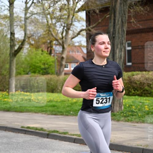 12.04.2026 - 45. Internationalen Wilhelmsburger Insellauf J. Mangold http://msf.ph/oto/9513215 12.04.2026 13:08:17 Ziel 4736, 4149, 4912, 4300, 3135, 3795, 5215, 4940, 4454, 4046, 4824, 5548, 5547, 4640, 5231, 5306, 3896, 4967, 4967, 2436, 2045, 3745, 2046, 4102, 5795, 4860, 5313, 5027, 5093, 5027, 5093, 5020, 4265, 3035, 5305, 4757, 4039, 4901, 5746, 2560, 5229 meine-sportfotos.de