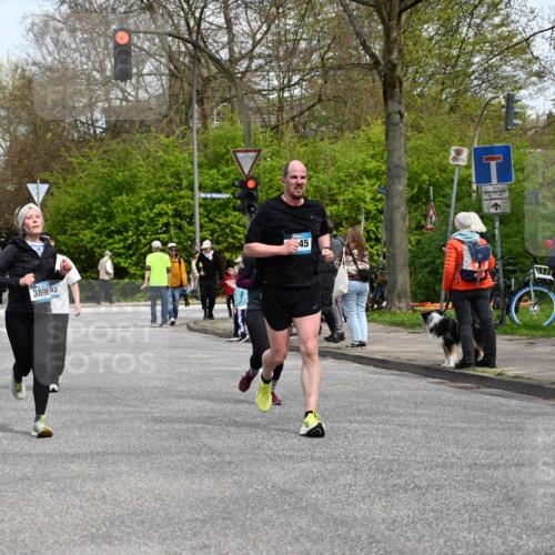 12.04.2026 - 45. Internationalen Wilhelmsburger Insellauf J. Mangold http://msf.ph/oto/9513216 12.04.2026 13:08:18 Ziel 4736, 4149, 4912, 4300, 3135, 3795, 5215, 4940, 4454, 4046, 4824, 5548, 5547, 4640, 5231, 5306, 3896, 4967, 2436, 2436, 2045, 3745, 2046, 4102, 5795, 4860, 5313, 5027, 5093, 5020, 5020, 4265, 3035, 5305, 4757, 4039, 4901, 5746, 2560, 5229, 2077, 2923 meine-sportfotos.de