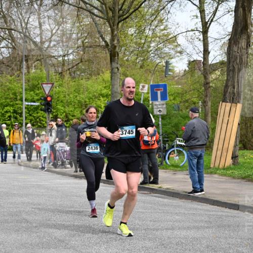 12.04.2026 - 45. Internationalen Wilhelmsburger Insellauf J. Mangold http://msf.ph/oto/9513227 12.04.2026 13:08:19 Ziel 4149, 4912, 4300, 3135, 3795, 5215, 4940, 4454, 4046, 4824, 5548, 5547, 4640, 5231, 5306, 3896, 4967, 2436, 2045, 3745, 2046, 4102, 5795, 4860, 5313, 5027, 5093, 5020, 4265, 4265, 3035, 5305, 4757, 4039, 4901, 5746, 2560, 5229, 2077, 2923 meine-sportfotos.de