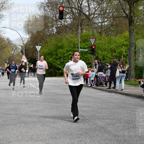 12.04.2026 - 45. Internationalen Wilhelmsburger Insellauf J. Mangold http://msf.ph/oto/9513241 12.04.2026 13:08:23 Ziel 5215, 4940, 4454, 4046, 4824, 5548, 5547, 4640, 5231, 5306, 3896, 4967, 2436, 2045, 3745, 2046, 4102, 5795, 5795, 4860, 5313, 5027, 5093, 5020, 4265, 3035, 5305, 4757, 4039, 4901, 5746, 2560, 5229, 2077, 2923, 4652, 2260 meine-sportfotos.de