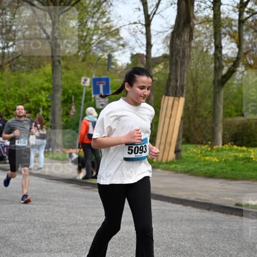 12.04.2026 - 45. Internationalen Wilhelmsburger Insellauf J. Mangold http://msf.ph/oto/9513262 12.04.2026 13:08:24 Ziel 5215, 4940, 4454, 4046, 4824, 5548, 5547, 4640, 5231, 5306, 3896, 4967, 2436, 2045, 3745, 2046, 4102, 5795, 4860, 5313, 5027, 5093, 5020, 4265, 3035, 5305, 4757, 4039, 4901, 5746, 2560, 5229, 2077, 2923, 4652, 2260, 3261, 5324 meine-sportfotos.de