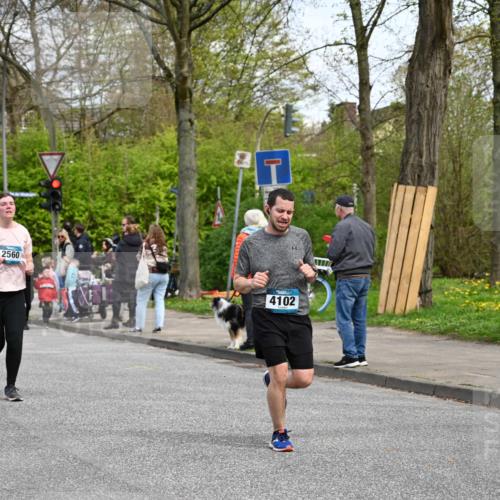 12.04.2026 - 45. Internationalen Wilhelmsburger Insellauf J. Mangold http://msf.ph/oto/9513268 12.04.2026 13:08:26 Ziel 5215, 4940, 4454, 4046, 4824, 5548, 5547, 4640, 5231, 5306, 3896, 4967, 2436, 2045, 3745, 2046, 4102, 5795, 4860, 5313, 5027, 5093, 5020, 4265, 3035, 5305, 4757, 4039, 4901, 5746, 2560, 5229, 2077, 2923, 4652, 2260, 3261, 5324, 3406, 3359, 2981, 5712, 3791 meine-sportfotos.de