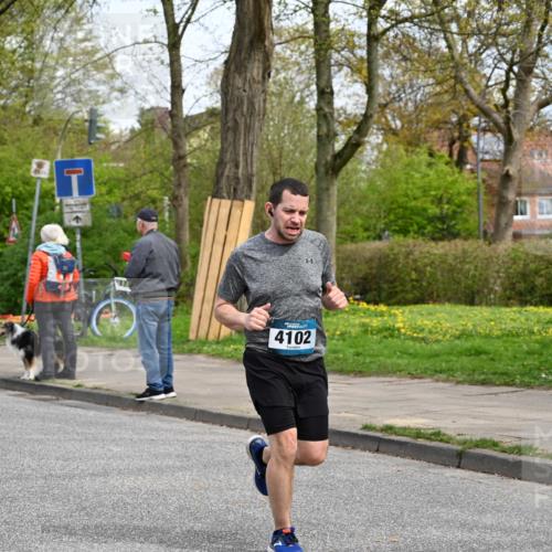 12.04.2026 - 45. Internationalen Wilhelmsburger Insellauf J. Mangold http://msf.ph/oto/9513276 12.04.2026 13:08:26 Ziel 5215, 4940, 4454, 4046, 4824, 5548, 5547, 4640, 5231, 5306, 3896, 4967, 2436, 2045, 3745, 2046, 4102, 5795, 4860, 5313, 5027, 5093, 5020, 4265, 3035, 5305, 4757, 4039, 4901, 5746, 2560, 5229, 2077, 2923, 4652, 2260, 3261, 5324, 3406, 3359, 2981, 5712, 3791 meine-sportfotos.de