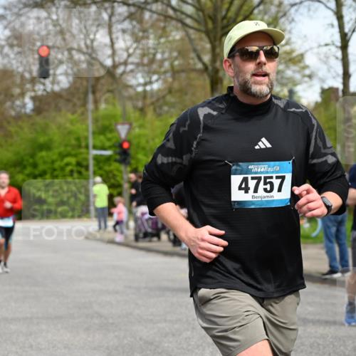12.04.2026 - 45. Internationalen Wilhelmsburger Insellauf J. Mangold http://msf.ph/oto/9513334 12.04.2026 13:08:38 Ziel 3896, 4967, 2436, 2045, 3745, 2046, 4102, 5795, 4860, 5313, 5027, 5093, 5020, 4265, 3035, 5305, 4757, 4039, 4901, 5746, 2560, 5229, 2077, 2923, 4652, 2260, 3261, 5324, 3406, 3359, 2981, 5712, 3791, 5712, 3791, 4453, 4204, 4611, 2440, 2011, 5783, 4973 meine-sportfotos.de