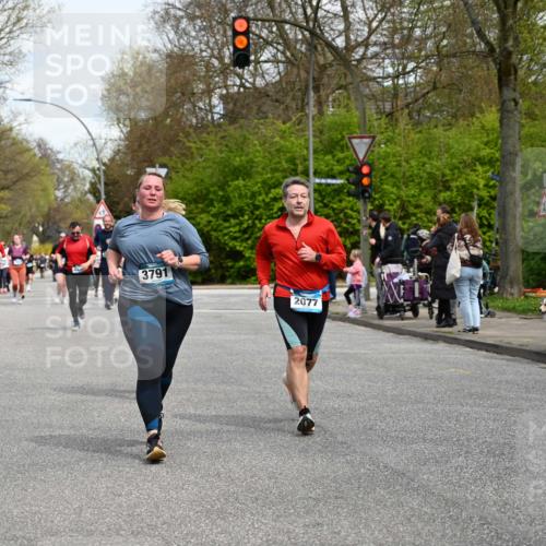 12.04.2026 - 45. Internationalen Wilhelmsburger Insellauf J. Mangold http://msf.ph/oto/9513335 12.04.2026 13:08:40 Ziel 4967, 2436, 2045, 3745, 2046, 4102, 5795, 4860, 5313, 5027, 5093, 5020, 4265, 3035, 5305, 4757, 4039, 4901, 5746, 2560, 5229, 2077, 2923, 4652, 2260, 3261, 5324, 3406, 3359, 2981, 5712, 3791, 4453, 4204, 4611, 2440, 2011, 5783, 4973, 4771, 5586, 5596 meine-sportfotos.de