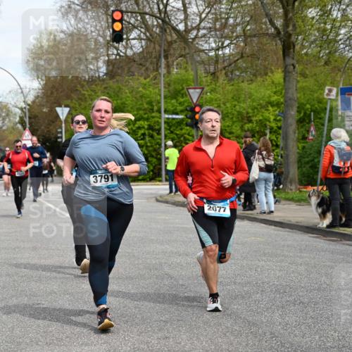 12.04.2026 - 45. Internationalen Wilhelmsburger Insellauf J. Mangold http://msf.ph/oto/9513344 12.04.2026 13:08:41 Ziel 4967, 2436, 2045, 3745, 2046, 4102, 5795, 4860, 5313, 5027, 5093, 5020, 4265, 3035, 5305, 4757, 4039, 4901, 5746, 2560, 5229, 5229, 2077, 2923, 4652, 2260, 3261, 5324, 3406, 3359, 2981, 5712, 3791, 4453, 4204, 4611, 2440, 2011, 5783, 4973, 4771, 5586, 5596, 4777 meine-sportfotos.de