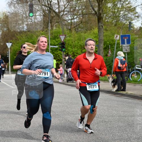 12.04.2026 - 45. Internationalen Wilhelmsburger Insellauf J. Mangold http://msf.ph/oto/9513349 12.04.2026 13:08:41 Ziel 4967, 2436, 2045, 3745, 2046, 4102, 5795, 4860, 5313, 5027, 5093, 5020, 4265, 3035, 5305, 4757, 4039, 4901, 5746, 2560, 5229, 5229, 2077, 2923, 4652, 2260, 3261, 5324, 3406, 3359, 2981, 5712, 3791, 4453, 4204, 4611, 2440, 2011, 5783, 4973, 4771, 5586, 5596, 4777 meine-sportfotos.de