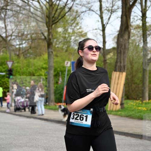 12.04.2026 - 45. Internationalen Wilhelmsburger Insellauf J. Mangold http://msf.ph/oto/9513365 12.04.2026 13:08:44 Ziel 2045, 3745, 2046, 4102, 5795, 4860, 5313, 5027, 5093, 5020, 4265, 3035, 5305, 4757, 4039, 4901, 5746, 2560, 5229, 2077, 2923, 4652, 2260, 3261, 5324, 3406, 3359, 2981, 5712, 3791, 4453, 4204, 4611, 2440, 2011, 2011, 5783, 4973, 4771, 5586, 5596, 4777 meine-sportfotos.de