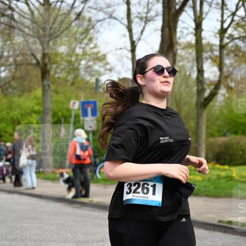 12.04.2026 - 45. Internationalen Wilhelmsburger Insellauf J. Mangold http://msf.ph/oto/9513367 12.04.2026 13:08:44 Ziel 2045, 3745, 2046, 4102, 5795, 4860, 5313, 5027, 5093, 5020, 4265, 3035, 5305, 4757, 4039, 4901, 5746, 2560, 5229, 2077, 2923, 4652, 2260, 3261, 5324, 3406, 3359, 2981, 5712, 3791, 4453, 4204, 4611, 2440, 2011, 2011, 5783, 4973, 4771, 5586, 5596, 4777 meine-sportfotos.de