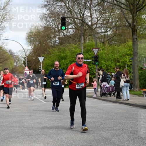 12.04.2026 - 45. Internationalen Wilhelmsburger Insellauf J. Mangold http://msf.ph/oto/9513378 12.04.2026 13:08:46 Ziel 3745, 2046, 4102, 5795, 4860, 5313, 5027, 5093, 5020, 4265, 3035, 5305, 4757, 4039, 4901, 5746, 2560, 5229, 2077, 2923, 4652, 2260, 2260, 3261, 5324, 3406, 3359, 2981, 5712, 3791, 4453, 4204, 4611, 2440, 2011, 5783, 4973, 4771, 5586, 5596, 4777, 5641, 5631 meine-sportfotos.de
