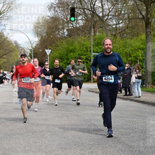 12.04.2026 - 45. Internationalen Wilhelmsburger Insellauf J. Mangold http://msf.ph/oto/9513379 12.04.2026 13:08:48 Ziel 5795, 4860, 5313, 5027, 5093, 5020, 4265, 3035, 5305, 4757, 4039, 4901, 5746, 2560, 5229, 2077, 2923, 4652, 2260, 3261, 5324, 3261, 5324, 3406, 3359, 2981, 5712, 3791, 4453, 4204, 4611, 2440, 2011, 5783, 5783, 4973, 4771, 5586, 5596, 4777, 5641, 5631, 4318, 4911, 4857 meine-sportfotos.de