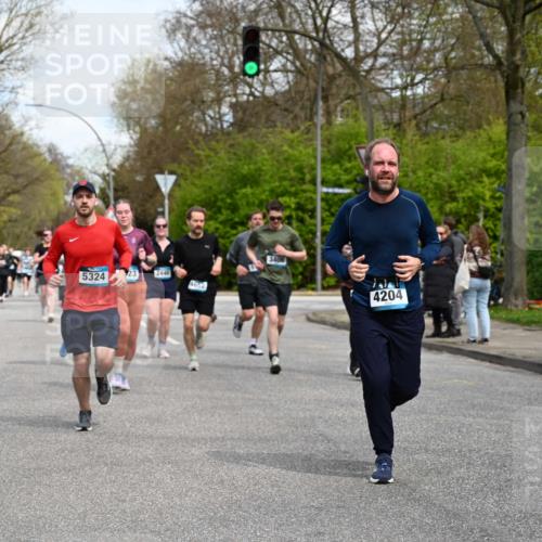 12.04.2026 - 45. Internationalen Wilhelmsburger Insellauf J. Mangold http://msf.ph/oto/9513380 12.04.2026 13:08:48 Ziel 5795, 4860, 5313, 5027, 5093, 5020, 4265, 3035, 5305, 4757, 4039, 4901, 5746, 2560, 5229, 2077, 2923, 4652, 2260, 3261, 5324, 3261, 5324, 3406, 3359, 2981, 5712, 3791, 4453, 4204, 4611, 2440, 2011, 5783, 5783, 4973, 4771, 5586, 5596, 4777, 5641, 5631, 4318, 4911, 4857 meine-sportfotos.de