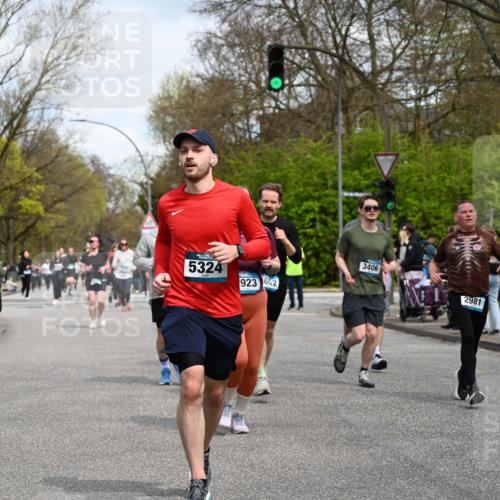 12.04.2026 - 45. Internationalen Wilhelmsburger Insellauf J. Mangold http://msf.ph/oto/9513389 12.04.2026 13:08:49 Ziel 4860, 5313, 5027, 5093, 5020, 4265, 3035, 5305, 4757, 4039, 4901, 5746, 2560, 5229, 2077, 2923, 4652, 2260, 3261, 5324, 3406, 3359, 2981, 3406, 3359, 2981, 5712, 3791, 4453, 4204, 4611, 2440, 2011, 5783, 4973, 4973, 4771, 5586, 5596, 4777, 5641, 5631, 4318, 4911, 4857 meine-sportfotos.de