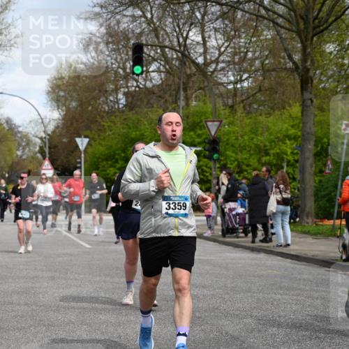 12.04.2026 - 45. Internationalen Wilhelmsburger Insellauf J. Mangold http://msf.ph/oto/9513409 12.04.2026 13:08:52 Ziel 5027, 5093, 5020, 4265, 3035, 5305, 4757, 4039, 4901, 5746, 2560, 5229, 2077, 2923, 4652, 2260, 3261, 5324, 3406, 3359, 2981, 5712, 3791, 4453, 4204, 4611, 2440, 2011, 5783, 4973, 4771, 5586, 5596, 5586, 5596, 4777, 5641, 5631, 4318, 4911, 4857, 3076, 5682, 5611 meine-sportfotos.de