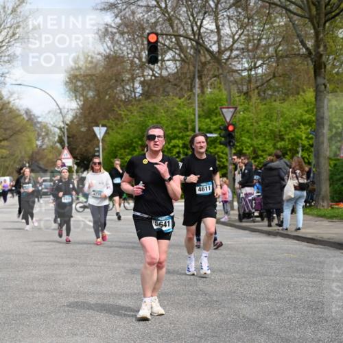12.04.2026 - 45. Internationalen Wilhelmsburger Insellauf J. Mangold http://msf.ph/oto/9513436 12.04.2026 13:08:56 Ziel 4265, 3035, 5305, 4757, 4039, 4901, 5746, 2560, 5229, 2077, 2923, 4652, 2260, 3261, 5324, 3406, 3359, 2981, 5712, 3791, 4453, 4204, 4611, 2440, 2011, 2011, 5783, 4973, 4771, 5586, 5596, 4777, 5641, 5631, 4318, 4911, 4857, 3076, 5682, 5611, 5108, 4288, 5190, 3121 meine-sportfotos.de