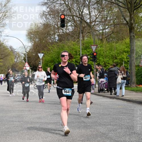 12.04.2026 - 45. Internationalen Wilhelmsburger Insellauf J. Mangold http://msf.ph/oto/9513437 12.04.2026 13:08:57 Ziel 3035, 5305, 4757, 4039, 4901, 5746, 2560, 5229, 2077, 2923, 4652, 2260, 3261, 5324, 3406, 3359, 2981, 5712, 3791, 4453, 4204, 4611, 2440, 2011, 5783, 4973, 4771, 5586, 5596, 4777, 5641, 5641, 5631, 4318, 4911, 4857, 3076, 5682, 5611, 5108, 4288, 5190, 3121, 2337 meine-sportfotos.de