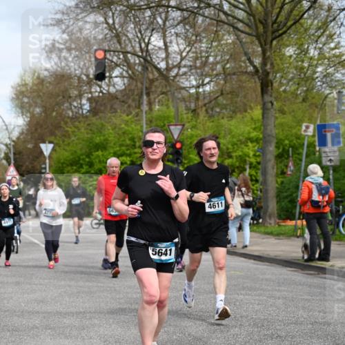 12.04.2026 - 45. Internationalen Wilhelmsburger Insellauf J. Mangold http://msf.ph/oto/9513440 12.04.2026 13:08:57 Ziel 3035, 5305, 4757, 4039, 4901, 5746, 2560, 5229, 2077, 2923, 4652, 2260, 3261, 5324, 3406, 3359, 2981, 5712, 3791, 4453, 4204, 4611, 2440, 2011, 5783, 4973, 4771, 5586, 5596, 4777, 5641, 5641, 5631, 4318, 4911, 4857, 3076, 5682, 5611, 5108, 4288, 5190, 3121, 2337 meine-sportfotos.de