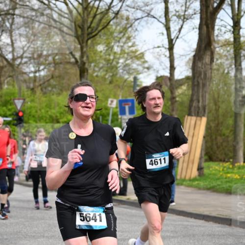 12.04.2026 - 45. Internationalen Wilhelmsburger Insellauf J. Mangold http://msf.ph/oto/9513452 12.04.2026 13:08:58 Ziel 4757, 4039, 4901, 5746, 2560, 5229, 2077, 2923, 4652, 2260, 3261, 5324, 3406, 3359, 2981, 5712, 3791, 4453, 4204, 4611, 2440, 2011, 5783, 4973, 4771, 5586, 5596, 4777, 5641, 5631, 5631, 4318, 4911, 4857, 3076, 5682, 5611, 5108, 4288, 5190, 3121, 2337 meine-sportfotos.de