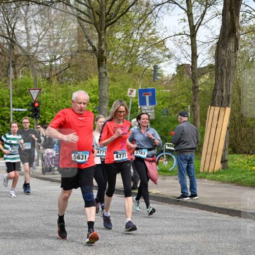 12.04.2026 - 45. Internationalen Wilhelmsburger Insellauf J. Mangold http://msf.ph/oto/9513464 12.04.2026 13:09:00 Ziel 4901, 5746, 2560, 5229, 2077, 2923, 4652, 2260, 3261, 5324, 3406, 3359, 2981, 5712, 3791, 4453, 4204, 4611, 2440, 2011, 5783, 5783, 4973, 4771, 5586, 5596, 4777, 5641, 5631, 4318, 4911, 4857, 4857, 3076, 5682, 5611, 5108, 4288, 5190, 3121, 2337, 3056, 2688, 4776, 2689 meine-sportfotos.de