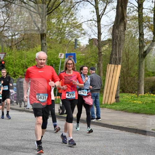 12.04.2026 - 45. Internationalen Wilhelmsburger Insellauf J. Mangold http://msf.ph/oto/9513468 12.04.2026 13:09:00 Ziel 4901, 5746, 2560, 5229, 2077, 2923, 4652, 2260, 3261, 5324, 3406, 3359, 2981, 5712, 3791, 4453, 4204, 4611, 2440, 2011, 5783, 5783, 4973, 4771, 5586, 5596, 4777, 5641, 5631, 4318, 4911, 4857, 4857, 3076, 5682, 5611, 5108, 4288, 5190, 3121, 2337, 3056, 2688, 4776, 2689 meine-sportfotos.de