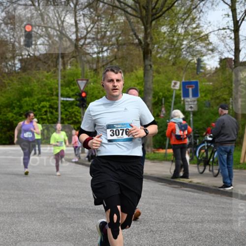 12.04.2026 - 45. Internationalen Wilhelmsburger Insellauf J. Mangold http://msf.ph/oto/9513514 12.04.2026 13:09:14 Ziel 3406, 3359, 2981, 5712, 3791, 4453, 4204, 4611, 2440, 2011, 5783, 4973, 4771, 5586, 5596, 4777, 5641, 5631, 4318, 4911, 4857, 3076, 5682, 3076, 5682, 5611, 5108, 4288, 5190, 3121, 2337, 3056, 2688, 4776, 2689, 5095, 3571, 3571, 5760, 3019, 3440, 5761, 4335, 3807, 4794 meine-sportfotos.de