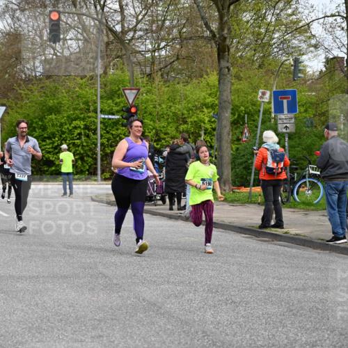 12.04.2026 - 45. Internationalen Wilhelmsburger Insellauf J. Mangold http://msf.ph/oto/9513523 12.04.2026 13:09:16 Ziel 4453, 4204, 4611, 2440, 2011, 5783, 4973, 4771, 5586, 5596, 4777, 5641, 5631, 4318, 4911, 4857, 3076, 5682, 5611, 5611, 5108, 4288, 5190, 3121, 2337, 3056, 2688, 4776, 2689, 5095, 3571, 5760, 3019, 3440, 5760, 3019, 3440, 5761, 4335, 3807, 4794, 2687, 5090, 5256 meine-sportfotos.de