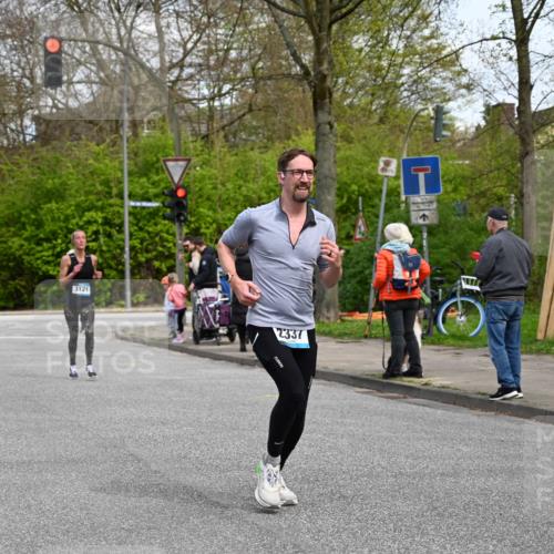 12.04.2026 - 45. Internationalen Wilhelmsburger Insellauf J. Mangold http://msf.ph/oto/9513551 12.04.2026 13:09:19 Ziel 4611, 2440, 2011, 5783, 4973, 4771, 5586, 5596, 4777, 5641, 5631, 4318, 4911, 4857, 3076, 5682, 5611, 5108, 4288, 5190, 3121, 4288, 5190, 3121, 2337, 3056, 2688, 4776, 2689, 5095, 3571, 5760, 3019, 3440, 5761, 4335, 3807, 4794, 2687, 5090, 5256, 4419, 5454, 5624, 5005 meine-sportfotos.de