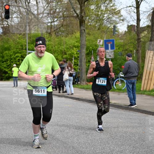 12.04.2026 - 45. Internationalen Wilhelmsburger Insellauf J. Mangold http://msf.ph/oto/9513575 12.04.2026 13:09:22 Ziel 5783, 4973, 4771, 5586, 5596, 4777, 5641, 5631, 4318, 4911, 4857, 3076, 5682, 5611, 5108, 4288, 5190, 3121, 2337, 3056, 2688, 4776, 2689, 5095, 3571, 5760, 3019, 3440, 5761, 4335, 3807, 4794, 2687, 5090, 5256, 4419, 5454, 5624, 5005, 3557, 3729 meine-sportfotos.de