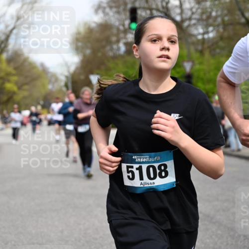 12.04.2026 - 45. Internationalen Wilhelmsburger Insellauf J. Mangold http://msf.ph/oto/9513606 12.04.2026 13:09:26 Ziel 4973, 4771, 5586, 5596, 4777, 5641, 5631, 4318, 4911, 4857, 3076, 5682, 5611, 5108, 4288, 5190, 3121, 2337, 3056, 2688, 4776, 2689, 5095, 3571, 3571, 5760, 3019, 3440, 5761, 4335, 3807, 4794, 2687, 5090, 5256, 4419, 5454, 5624, 5005, 3557, 3729, 3890, 5282 meine-sportfotos.de