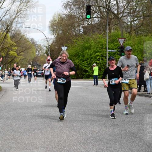 12.04.2026 - 45. Internationalen Wilhelmsburger Insellauf J. Mangold http://msf.ph/oto/9513611 12.04.2026 13:09:28 Ziel 4771, 5586, 5596, 4777, 5641, 5631, 4318, 4911, 4857, 3076, 5682, 5611, 5108, 4288, 5190, 3121, 2337, 3056, 2688, 4776, 2689, 5095, 3571, 5760, 3019, 3440, 5760, 3019, 3440, 5761, 4335, 3807, 4794, 2687, 5090, 5256, 5256, 4419, 5454, 5624, 5005, 3557, 3729, 3890, 5282, 2072, 5130 meine-sportfotos.de