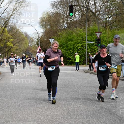 12.04.2026 - 45. Internationalen Wilhelmsburger Insellauf J. Mangold http://msf.ph/oto/9513616 12.04.2026 13:09:28 Ziel 4771, 5586, 5596, 4777, 5641, 5631, 4318, 4911, 4857, 3076, 5682, 5611, 5108, 4288, 5190, 3121, 2337, 3056, 2688, 4776, 2689, 5095, 3571, 5760, 3019, 3440, 5760, 3019, 3440, 5761, 4335, 3807, 4794, 2687, 5090, 5256, 5256, 4419, 5454, 5624, 5005, 3557, 3729, 3890, 5282, 2072, 5130 meine-sportfotos.de