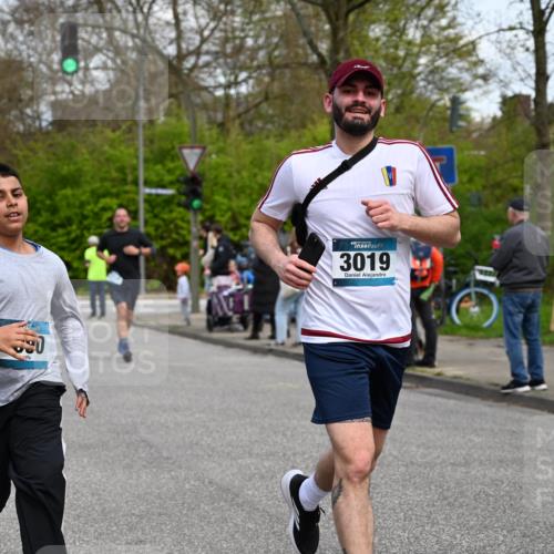 12.04.2026 - 45. Internationalen Wilhelmsburger Insellauf J. Mangold http://msf.ph/oto/9513660 12.04.2026 13:09:34 Ziel 5641, 5631, 4318, 4911, 4857, 3076, 5682, 5611, 5108, 4288, 5190, 3121, 2337, 3056, 2688, 4776, 2689, 5095, 3571, 5760, 3019, 3440, 5761, 4335, 3807, 4794, 2687, 5090, 5256, 4419, 5454, 5624, 5005, 3557, 3729, 3890, 5282, 2072, 5130, 3004, 2103, 5089, 2001, 4116, 2743, 3673, 4961, 3919, 3793, 3549 meine-sportfotos.de