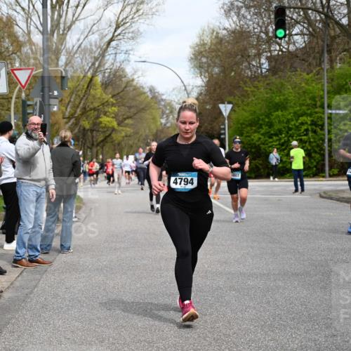 12.04.2026 - 45. Internationalen Wilhelmsburger Insellauf J. Mangold http://msf.ph/oto/9513664 12.04.2026 13:09:35 Ziel 5631, 4318, 4911, 4857, 3076, 5682, 5611, 5108, 4288, 5190, 3121, 2337, 3056, 2688, 4776, 2689, 5095, 3571, 5760, 3019, 3440, 5761, 4335, 3807, 4794, 2687, 5090, 5256, 4419, 5454, 5624, 5005, 3557, 3729, 3890, 5282, 2072, 5130, 3004, 2103, 5089, 2001, 4116, 2743, 3673, 4961, 3919, 3793, 3549 meine-sportfotos.de
